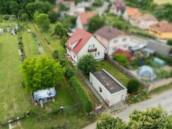NOVINKA Rodinný dom s veľkým slnečným pozemkom – Opatovce n