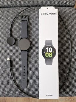 Predám Samsung Galaxy Watch 5