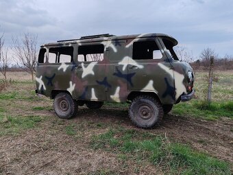 uaz 452 (buchanka)