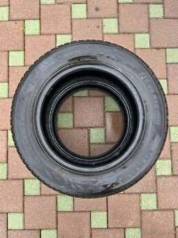 Kumho WinterCraft WP52 – zimné pneumatiky 215/60 R16 99H - 1