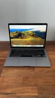 MacBook Air 13, i3, 8gb ram, 256 gb