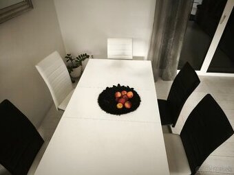 Predám jedálenský stôl so 6ks stoličiek - 1