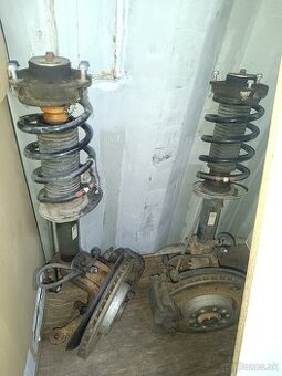 Otoče škoda Superb 2 2.0tdi, predné závesy - 1