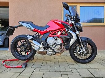 MV AGUSTA BRUTALE 800
