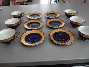 Porcelan sialky vitrinovy stav