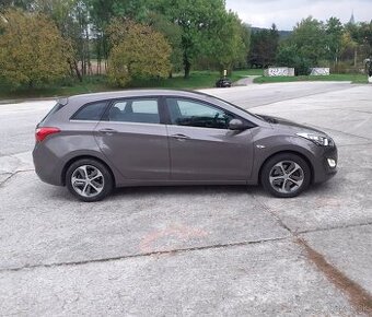 Hyundai i30 CRDI combi