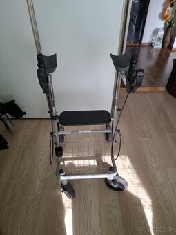 Chodítko pre seniorov