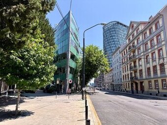 Na prenájom 3 izbový byt, Bratislava, Staré Mesto, Malý trh