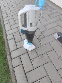 Bazénový vysavac