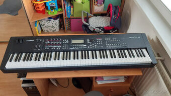Yamaha MOX 8