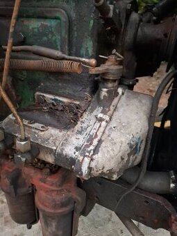 Diely zetor 25