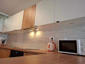 Priestranný 3-izbový byt s terasou v centre Nitry – 123 m²