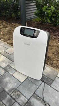 Odvlhčovač vzduchu a čistička BIET DC40L HEPA