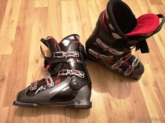 Lyžiarky Dalbelo a Salomon lacno