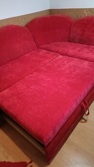Rohový rozkladací gauč