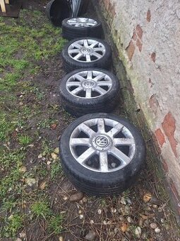 Elektróny, Pneumatiky