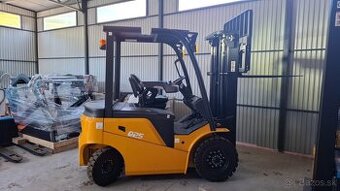 Predám vzv Reddot Jaguar 2,5 T novy