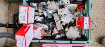 Rôzne elektro komponenty mix