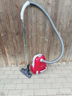 Vysávač Electrolux 1800w