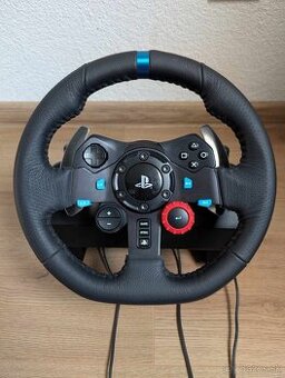 Logitech G29 Driving Force Volant + Pedále + menší upgrade