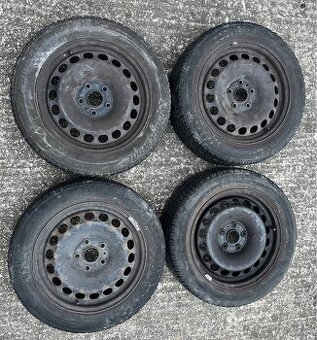VW Passat b6 3c plechové disky 3c0601027h