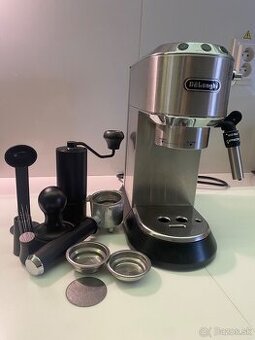 DeLonghi Dedica EC685.M