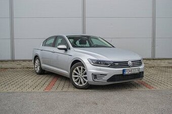 Volkswagen Passat Sedan B8 GTE