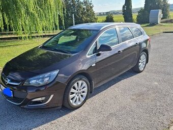 Opel astra sport tourer r.v.2015