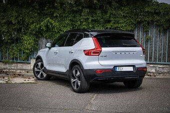 XC40 P8 Twin motor AWD, El. ťažné, Harman, Asistenti, DPH