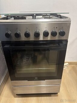 Predám nerezový kombinovaný sporák Electrolux