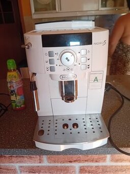 Delonghi magnifica s