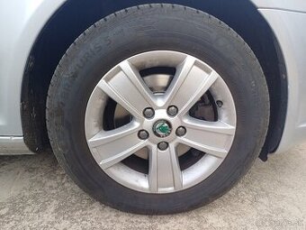 Predám pneu 195/65 r15 - 1