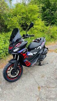 Aprilia sr gt 125 replica
