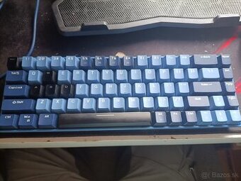 Mechanická klávesnica