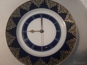 Porcelánové nástenná hodiny značky Kienzle