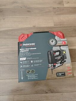 Aku priamočiara píla parkside performance