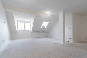 REZIDENCIA MOYZESOVA | 3 IZBOVÝ MEZONET DOKONČENÝ V ŠTANDARD