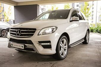 Mercedes-Benz ML 350 BLUETEC 4MATIC AMG - 1