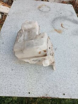 nadobka odstrikovacu fabia 3