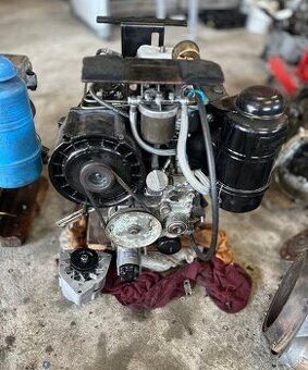 Predám motor slavia 2s90 tz4k14, mt8 132.2 malotraktor