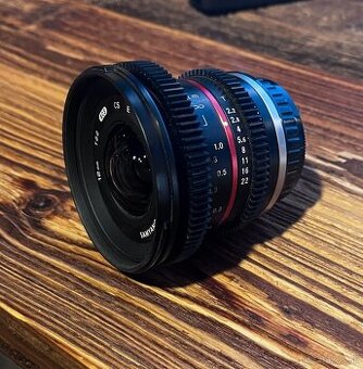 Samyang MF 12mm T2.2 Sony E