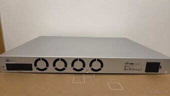 Ubiquiti UniFi Pro Aggregation Switch