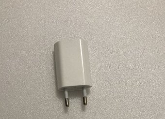 apple 5w adaptér