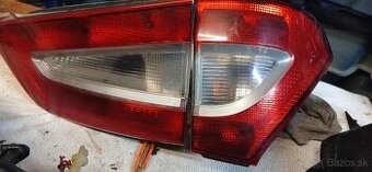 Predám zadné svetlá ford galaxy