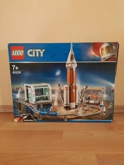 Lego City 60228 - Deep Space Rocket and Launch Control