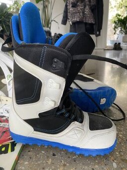 Snowboard Ride, viazanie a boty Burton