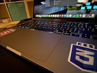 Apple MacBook Pro 2020 - i5 / 16gb/ 500gb