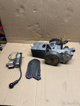 Motor babeta 207