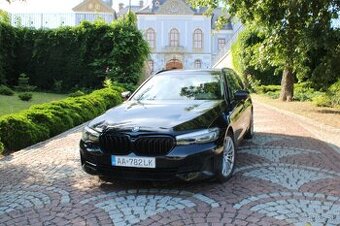 BMW 530e, rad 5 Touring, PHEV, aut, koža, ťažné, 115.000