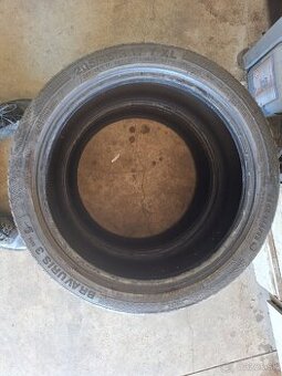 205/45 r17